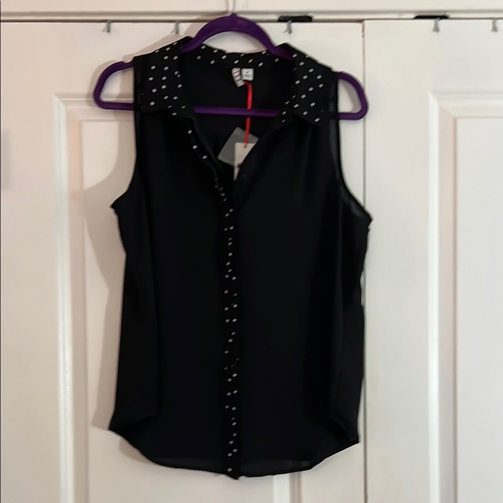 Elle Black Sleeveless Embellished Blouse